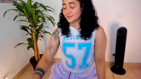     online show from 12/02/25, 09:54