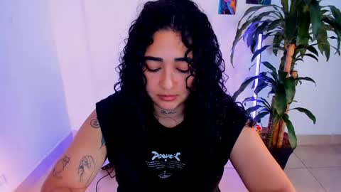 Snapshot of _kat_1 chatting on 05/13/26, 02:14 online show from 05/13/26, 02:14