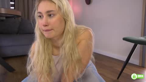 Kate online show from 01/18/26, 04:00