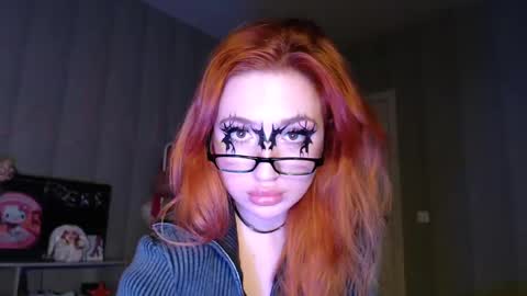 Snapshot of _katemiller_ chatting on 01/07/25, 01:24 katemiller online show from 01/07/25, 01:24