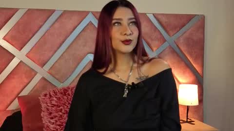 kelly online show from 11/28/25, 01:14