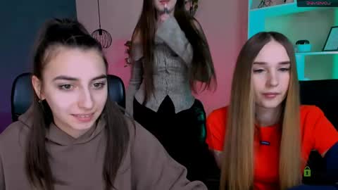 _kellykitten_ online show from 03/17/26, 09:56