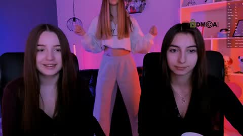 _kellykitten_ online show from 04/08/26, 08:25