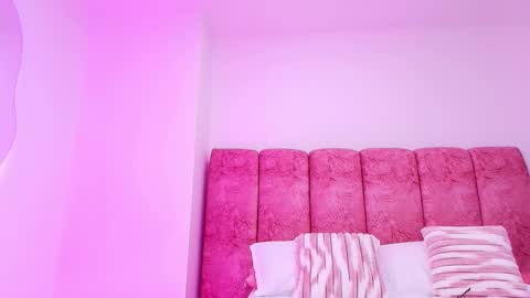 Kendall online show from 11/10/25, 11:53