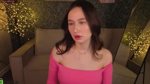 Kiki online show from 02/13/26, 09:49