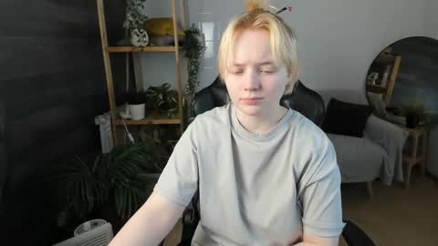 Snapshot of _killy_ chatting on 10/02/25, 08:38 Li online show from 10/02/25, 08:38