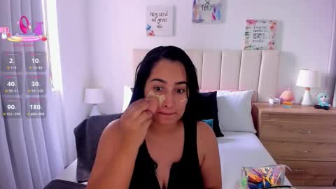 Kim online show from 11/23/25, 08:30