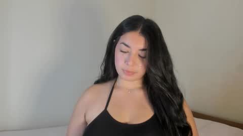 _kimtorres_ online show from 02/27/26, 10:21