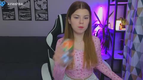 Snapshot of _kirieshka chatting on 12/04/24, 03:21 Molly Emily online show from 12/04/24, 03:21