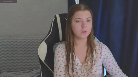 Snapshot of _kirieshka chatting on 09/24/25, 09:56 Molly Emily online show from 09/24/25, 09:56