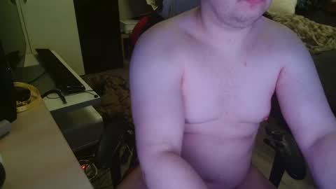 Snapshot of _kitsu_ chatting on 02/13/25, 01:08 _kitsu_ online show from 02/13/25, 01:08