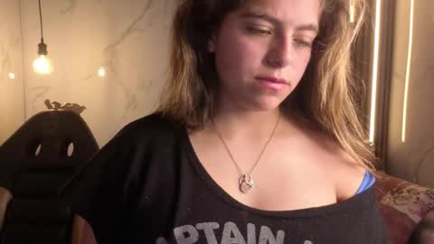 _kitten_1 online show from 01/15/26, 04:39