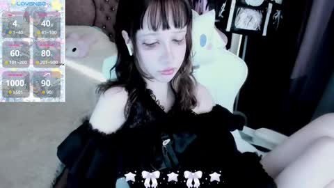  kuro  online show from 09/12/25, 07:41