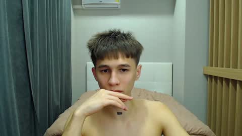 Snapshot of _kurt chatting on 01/09/25, 07:50 Kurt online show from 01/09/25, 07:50