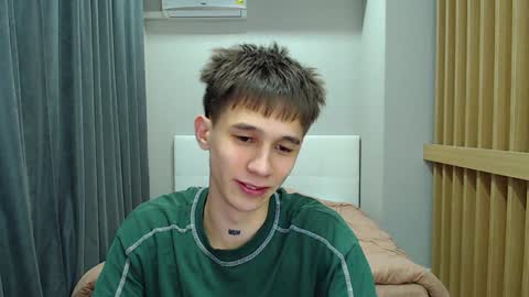 Snapshot of _kurt chatting on 01/11/25, 07:38 Kurt online show from 01/11/25, 07:38