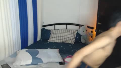 Kylie online show from 02/07/25, 04:35