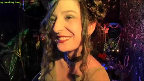 Lady Luna online show from 04/26/26, 08:06