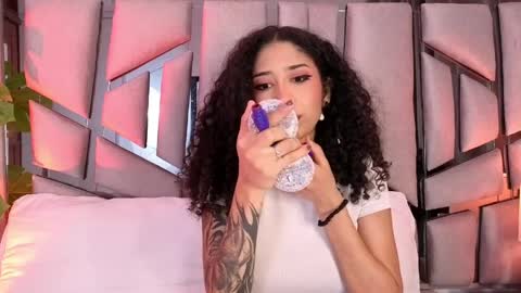 Lanna  online show from 04/09/26, 11:37