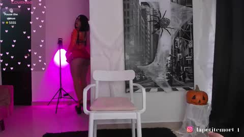 Agatha Arias IG  lapetitemort 1 online show from 10/12/25, 07:02