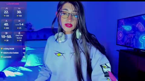 Snapshot of _lararose chatting on 12/12/24, 09:40 lara online show from 12/12/24, 09:40