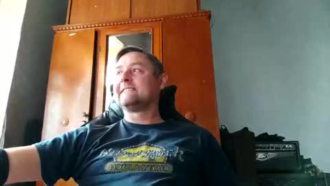 Snapshot of _lastjedi_ chatting on 11/21/25, 10:58 OBI-WAN online show from 11/21/25, 10:58