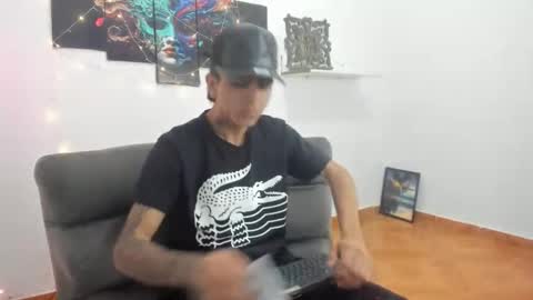 _latinhot_420 online show from 04/25/26, 02:47