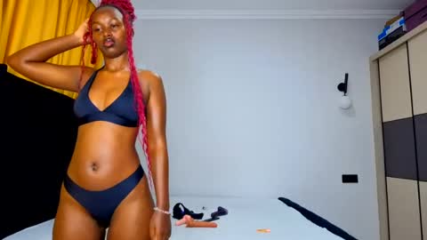 _latoyah online show from 07/11/26, 03:09