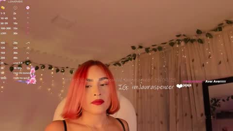 Laura online show from 09/15/25, 06:02