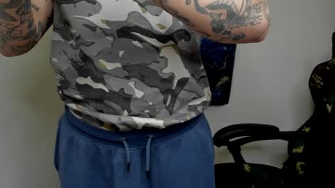 Snapshot of _layne chatting on 01/16/25, 09:08 Layne online show from 01/16/25, 09:08