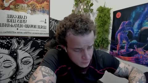 Snapshot of _layne chatting on 03/09/25, 09:25 Layne online show from 03/09/25, 09:25