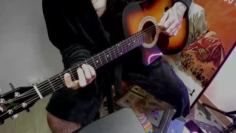 Snapshot of _layne chatting on 09/28/25, 09:14 Layne online show from 09/28/25, 09:14