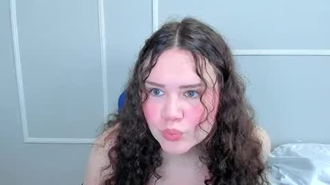 Snapshot of _leana_oo chatting on 05/26/26, 05:09 leana online show from 05/26/26, 05:09
