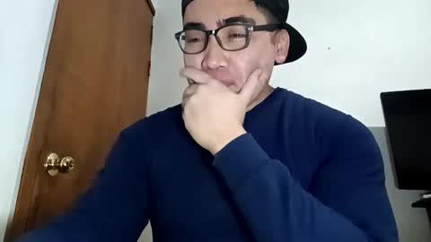 Snapshot of _leclerc_ chatting on 12/14/25, 01:49 _leclerc_ online show from 12/14/25, 01:49