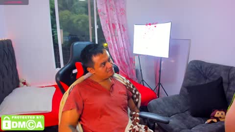 Snapshot of _leiablackley_ chatting on 12/05/24, 11:05 Sharon and Ed online show from 12/05/24, 11:05