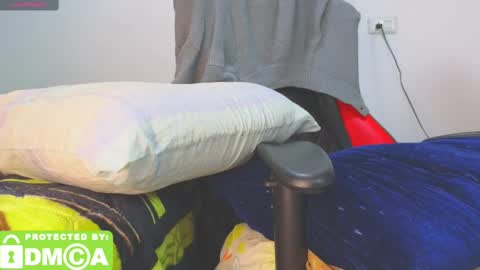 Snapshot of _leiablackley_ chatting on 09/17/25, 01:18 Sharon and Ed online show from 09/17/25, 01:18