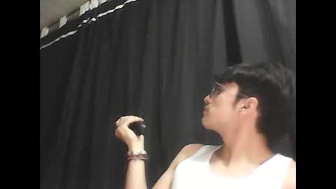 Snapshot of _leo346_ chatting on 02/23/25, 03:35 leo online show from 02/23/25, 03:35