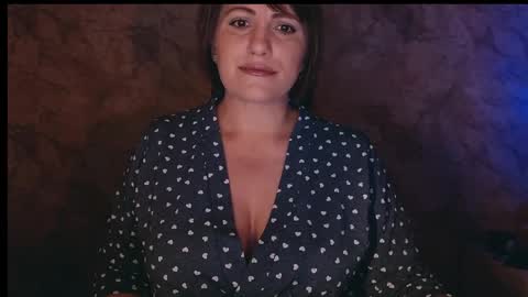Letty online show from 10/12/25, 12:31