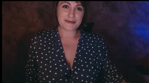 Letty online show from 10/17/25, 10:12