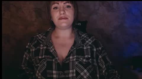 Snapshot of _letty_ chatting on 10/28/25, 10:23 Letty online show from 10/28/25, 10:23