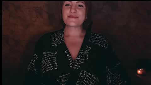 Snapshot of _letty_ chatting on 11/21/25, 01:26 Letty online show from 11/21/25, 01:26