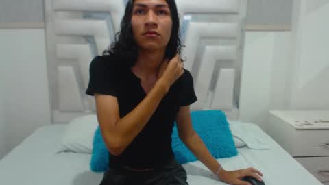 Snapshot of _lexx1e chatting on 12/14/24, 01:27 _lexx1e online show from 12/14/24, 01:27