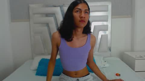 Snapshot of _lexx1e chatting on 12/16/24, 01:43 _lexx1e online show from 12/16/24, 01:43