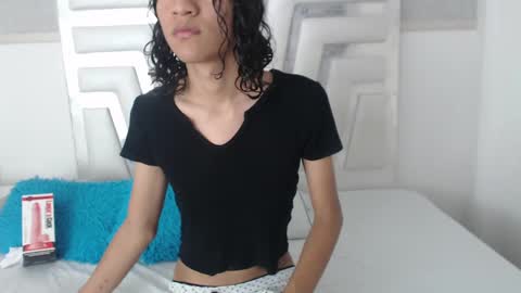 Snapshot of _lexx1e chatting on 12/28/24, 01:49 _lexx1e online show from 12/28/24, 01:49