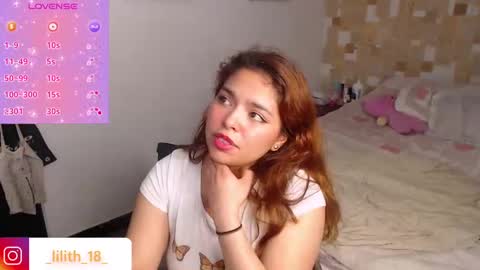 Snapshot of _lilith_18_ chatting on 12/13/24, 10:08 Lili online show from 12/13/24, 10:08