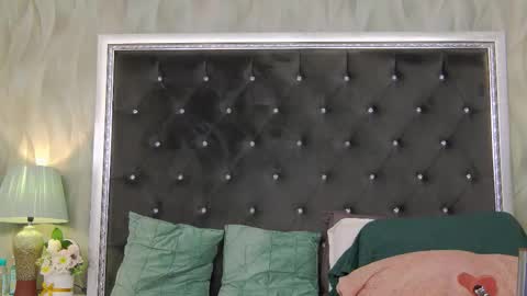 Snapshot of _lissa_ann_ chatting on 02/26/26, 04:00 Lisa online show from 02/26/26, 04:00