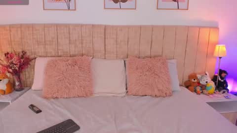 Lissana online show from 01/03/25, 01:58