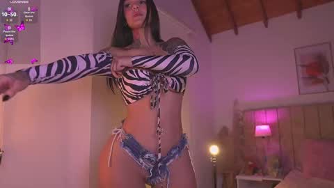 Lissana online show from 10/11/25, 11:14