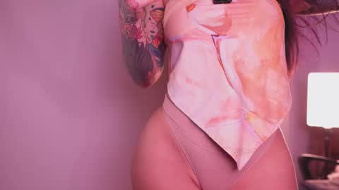 Lissana online show from 12/01/25, 10:15