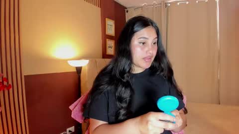 Ivy 3 online show from 03/17/26, 07:17