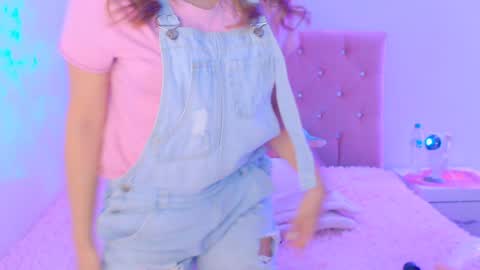 Snapshot of _lloou_ chatting on 01/09/25, 02:54 Sofia 3 online show from 01/09/25, 02:54